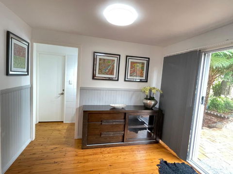 Quiet, Cozy And Calm 3 Bedroom House. - Accommodation Burleigh 1