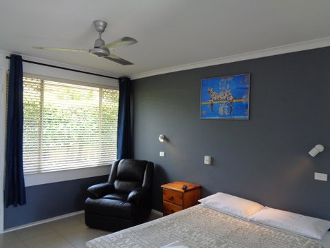 Aspley Sunset Motel - Accommodation Burleigh 0