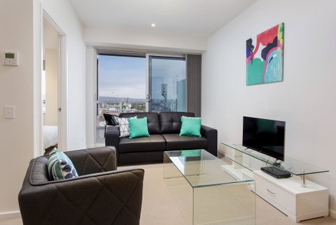Astra Apartments Adelaide - Accommodation Burleigh 2