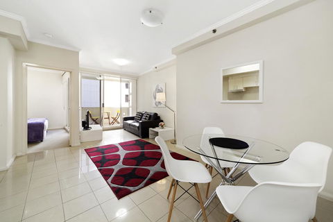 Astra Apartments Sydney - Kent Street - Accommodation Burleigh 1
