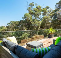 At Agnes Ave coastal views - Accommodation Burleigh