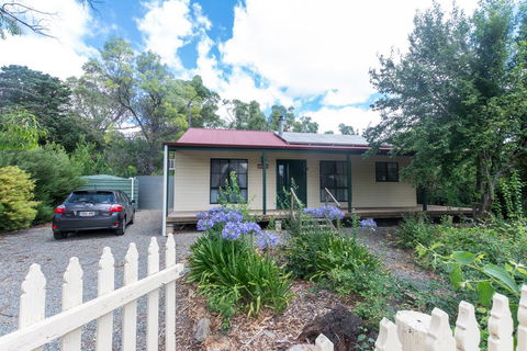 Auburn Hideaway Clare Valley - Accommodation Burleigh 0
