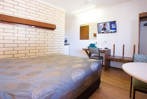 Augusta Budget Motel - Accommodation Burleigh 3