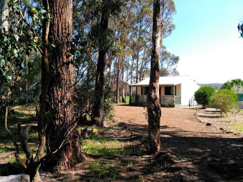 Augusta Chalet - Accommodation Burleigh 0
