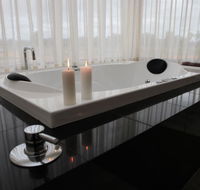 Aurora Cottages Bush Retreat - Accommodation Burleigh