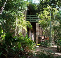 Avalon - Accommodation Burleigh