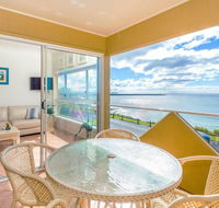 Avalon 1 - overlooking beautiful Convent Beach - Accommodation Burleigh