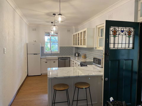 Avoca House - Circa 1900 Gorgeous Federation Home - Accommodation Burleigh 2