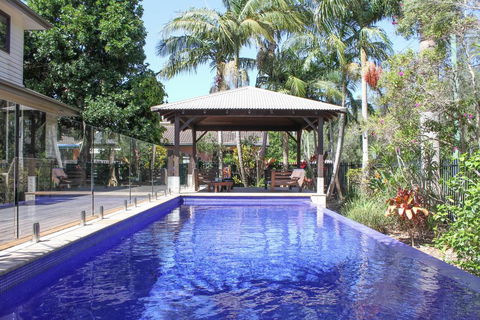 Away On Shirley Lane - Accommodation Burleigh 2