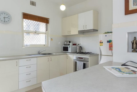B6 Close To UWA, Swan River, Cafes & The New Childrens Hospital - Accommodation Burleigh 3
