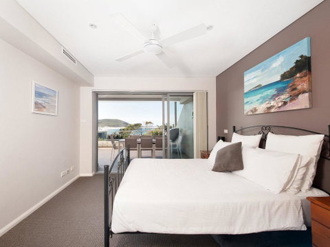 Barefoot Bliss @ Fingal Bay - Accommodation Burleigh 2