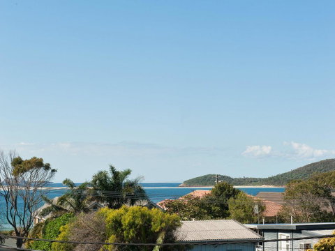 Barefoot Bliss @ Fingal Bay - Accommodation Burleigh 1