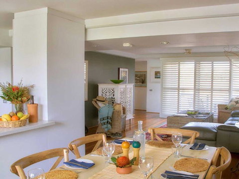 Barefoot' 7/44 Marine Drive - Fabulous Fingal Bay - Accommodation Burleigh 1