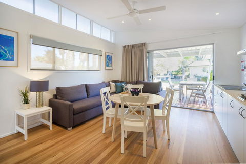Barlings Beach Holiday Park - Accommodation Burleigh 2