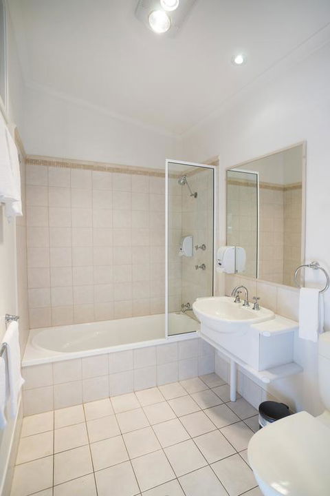 Barlings Beach Holiday Park - Accommodation Burleigh 3