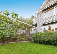 BAY VIEWS ON MANNA - DROMANA - Accommodation Burleigh