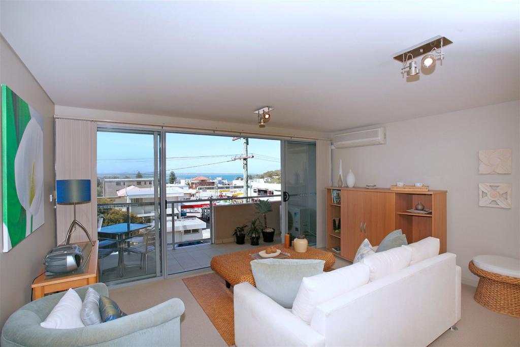 Nelson Bay NSW Accommodation Burleigh