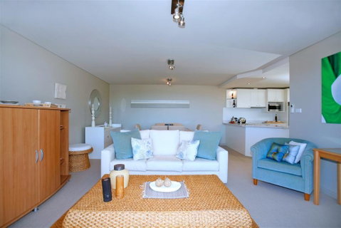Bayview Apartments, Unit 7/42 Stockton Street - Accommodation Burleigh 2