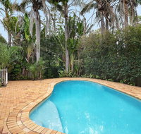 Beach Affair - 10 Callitris Crescent - Accommodation Burleigh