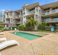 BEACH BLISS LUXURIOUS APARTMENT with POOL - Accommodation Burleigh