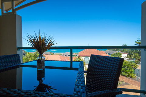 Beach Haven Executive Apartments - Accommodation Burleigh 2