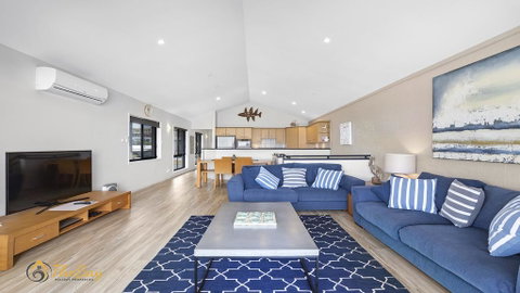 Beach House 72A Marine Drive - Fingal Bay - Accommodation Burleigh 2