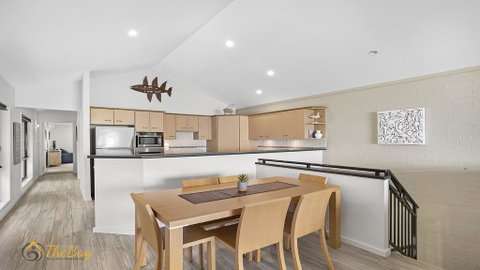 Beach House 72A Marine Drive - Fingal Bay - Accommodation Burleigh 3
