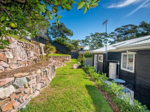 Beach House At Nelson Bay - Accommodation Burleigh 2