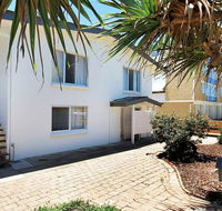 Beachcomber Unit 4- Beachside Unit - - Accommodation Burleigh