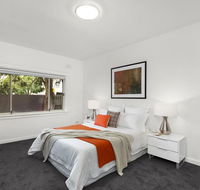 Beachfront Apartment - Accommodation Burleigh