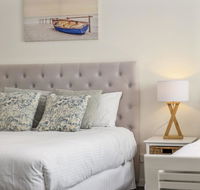 Beachfront by the CC - Family friendly plunge pool steps to the beach - Accommodation Burleigh