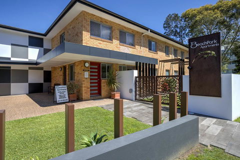 Beachpark Apartments Coffs Harbour - Accommodation Burleigh 1