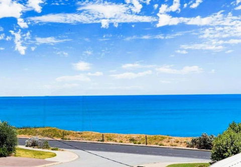 Relaxing Getaway Beachfront Access Multi Family Pets Mandurah - Accommodation Burleigh 2