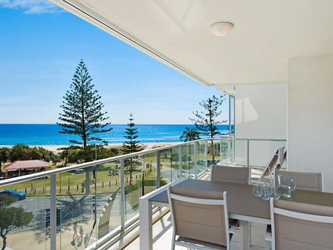 Reflections Tower 2 Unit 401 - Accommodation Burleigh 0