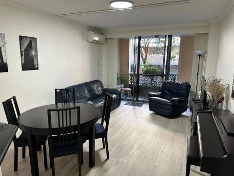 Resort Style 2BR Apt In Pyrmont Next To Darling Harbour - Accommodation Burleigh 1
