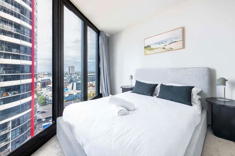 Resort Style Living 2 Bed Apt With Pool BBQ - Accommodation Burleigh 3