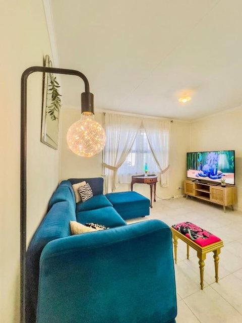RetroRhapsody - Accommodation Burleigh 0