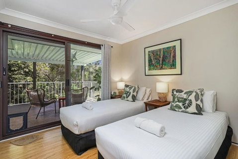Riverfront Oasis In Elanora - Accommodation Burleigh 3