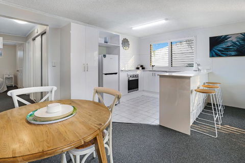 Riverside Location, Noosa Sound - Accommodation Burleigh 3