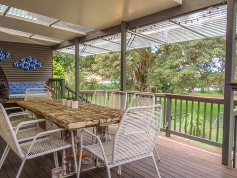 Riverside Retreat - Accommodation Burleigh 0