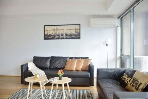 RiverView Spacious 3BR2Bath2Car WifiPoolGym Crown - Accommodation Burleigh 0