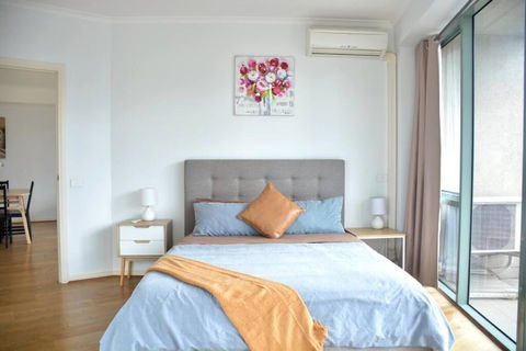 RiverView Spacious 3BR2Bath2Car WifiPoolGym Crown - Accommodation Burleigh 1