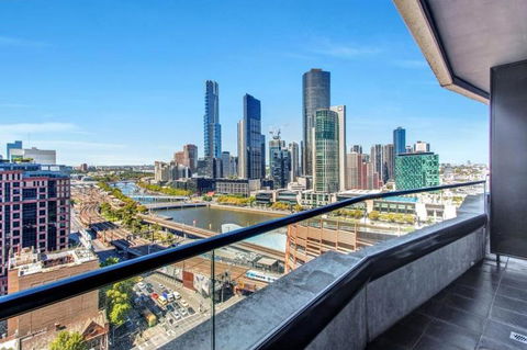 Riverview Suites By EdgeTrip - Accommodation Burleigh 0