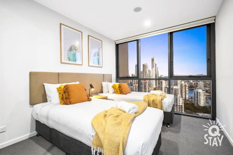 Ruby Apartments - QStay - Accommodation Burleigh 2