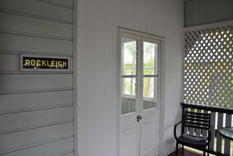Rockleigh - Bring Your Own Linen. - Accommodation Burleigh 1