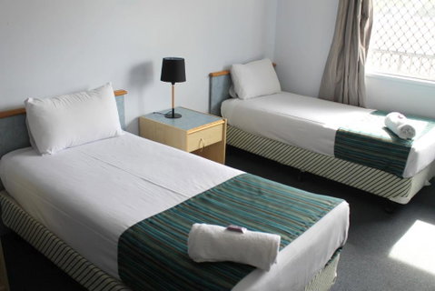 Rocky Glen Hotel Motel Gladstone - Accommodation Burleigh 1