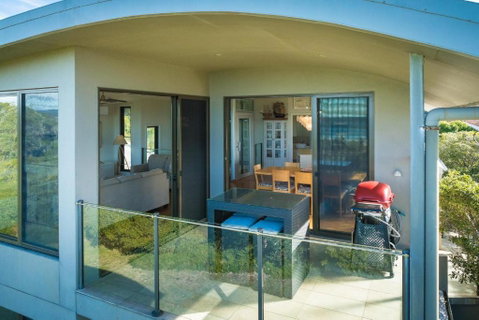 Rolling Waves 3 - Beach Access & Pet Friendly! - Accommodation Burleigh 2