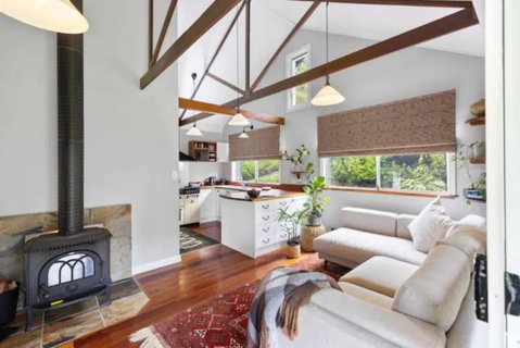 Romantic Lakeview Cottage - Accommodation Burleigh 3