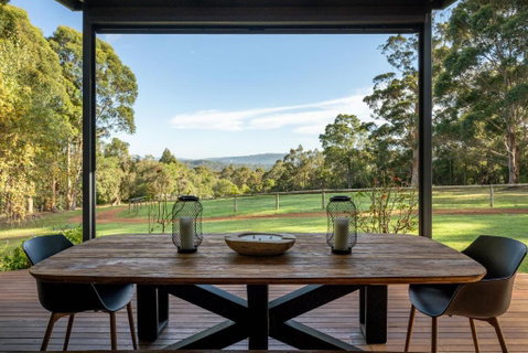 Roo Corner I Private Properties - Accommodation Burleigh 2