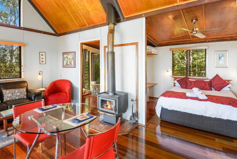 Rosebrook Cottages - Accommodation Burleigh 1